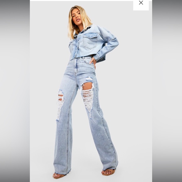 NWT High Waisted Distressed Jeans - Picture 4 of 5